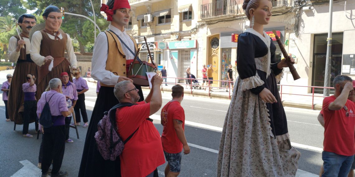 #Fotogaleria: trobada de gegants a Tortosa