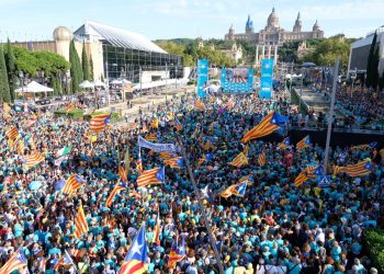 La Guàrdia Urbana xifra en 600.000 assistents la manifestació de la Diada