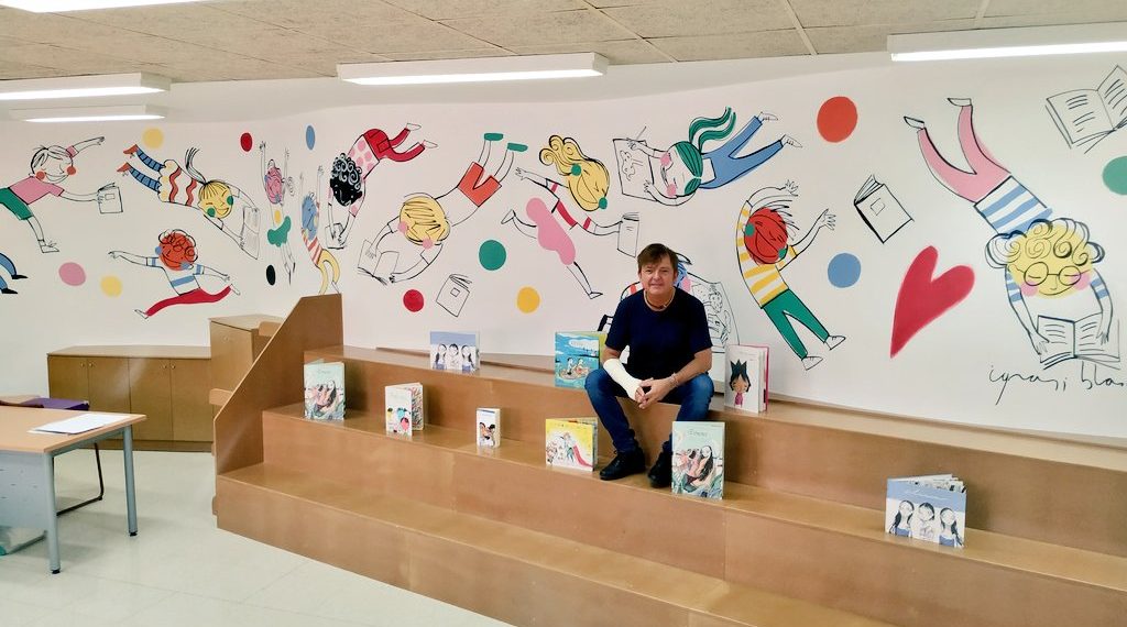 #Fotogaleria: Ignasi Blanch il·lustra la biblioteca de l’institut escola Daniel Mangrané de Jesús