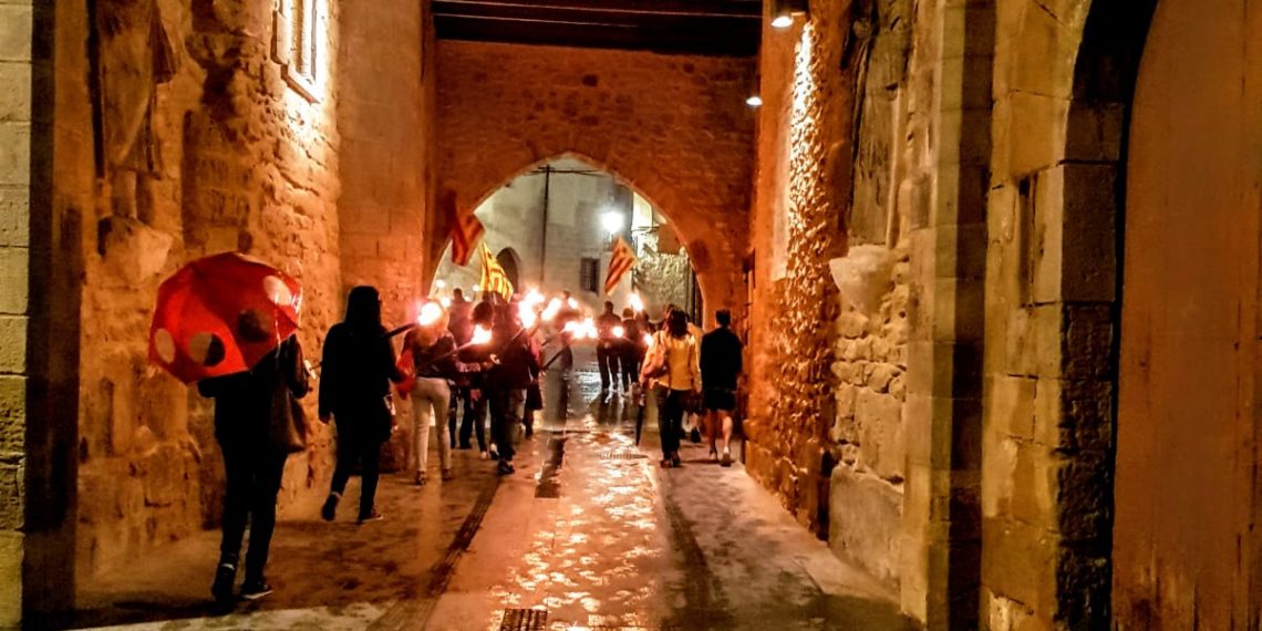 #Fotogaleria: Marxa de Torxes per la Independència a Tortosa