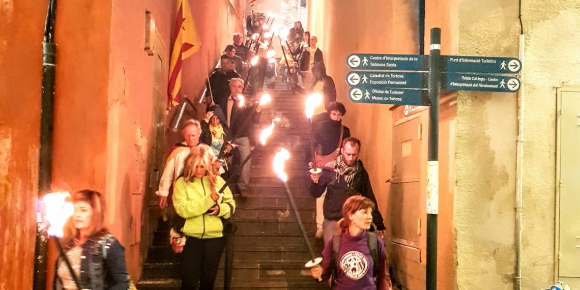 #Fotogaleria: Marxa de Torxes per la Independència a Tortosa