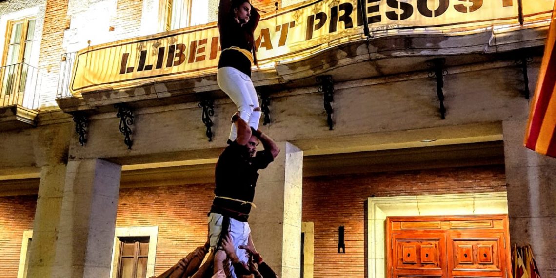 #Fotogaleria: Marxa de Torxes per la Independència a Tortosa