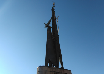 La mòmia i el monument de Tortosa