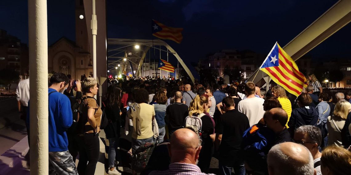 #Fotogaleria: la manifestació de Tortosa contra la sentència aplega milers de persones