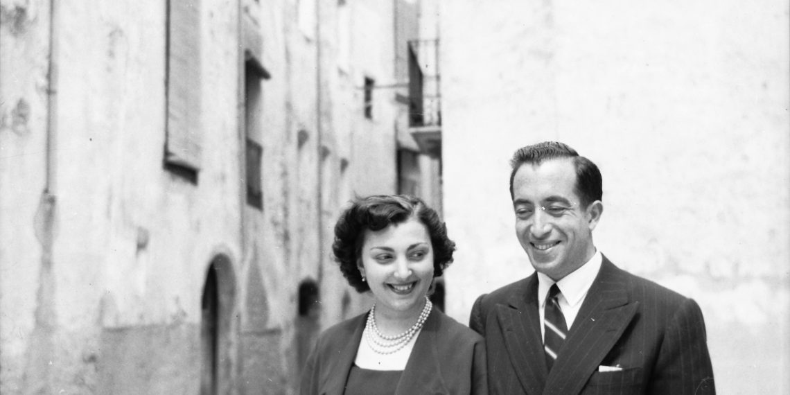 #Fotogaleria: L’Arxiu Comarcal de la Ribera d’Ebre ingressa el fons fotogràfic de Joan Cuxart i Vives