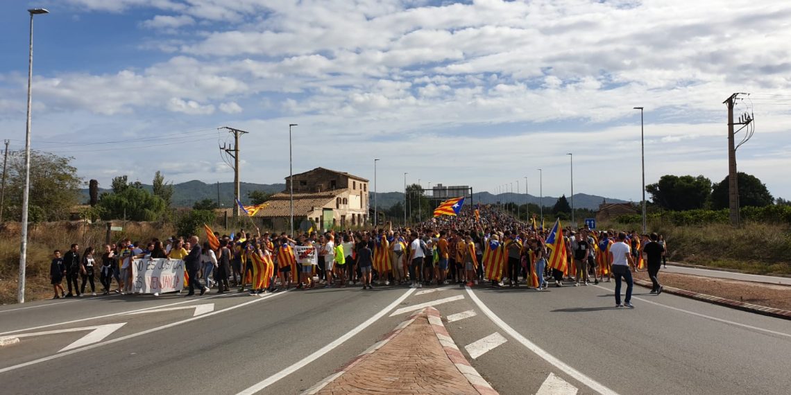 #Fotogaleria: Multitudinària manifestació a Tortosa per la vaga general del 18-O