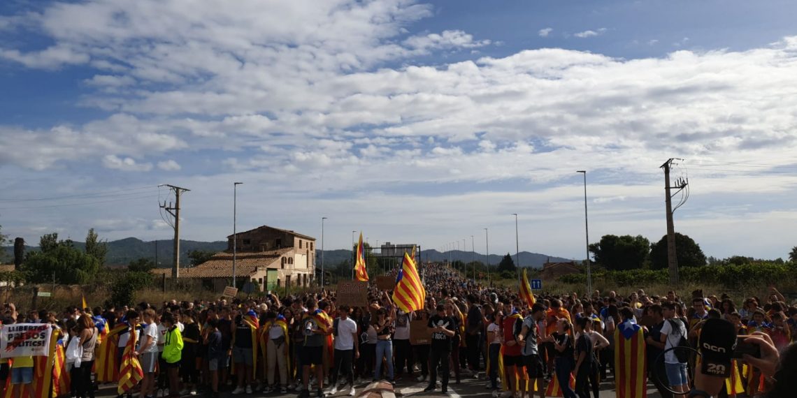 #Fotogaleria: Multitudinària manifestació a Tortosa per la vaga general del 18-O