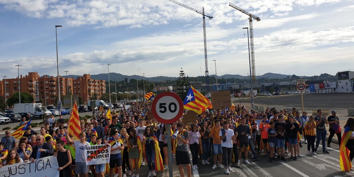 #Fotogaleria: Multitudinària manifestació a Tortosa per la vaga general del 18-O