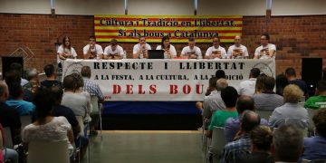 Els taurins de l’Ebre fan pinya i no descarten mobilitzacions per defensar els correbous