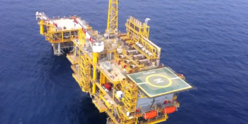 Junts, ERC i els comuns pacten les conclusions de la comissió del Castor