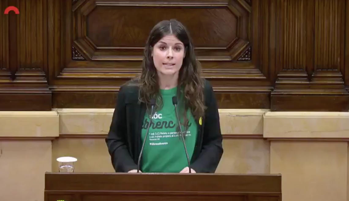 La reivindicació ebrenca de Mònica Sales: ‘Som, sentim, bateguem i reivindiquem’