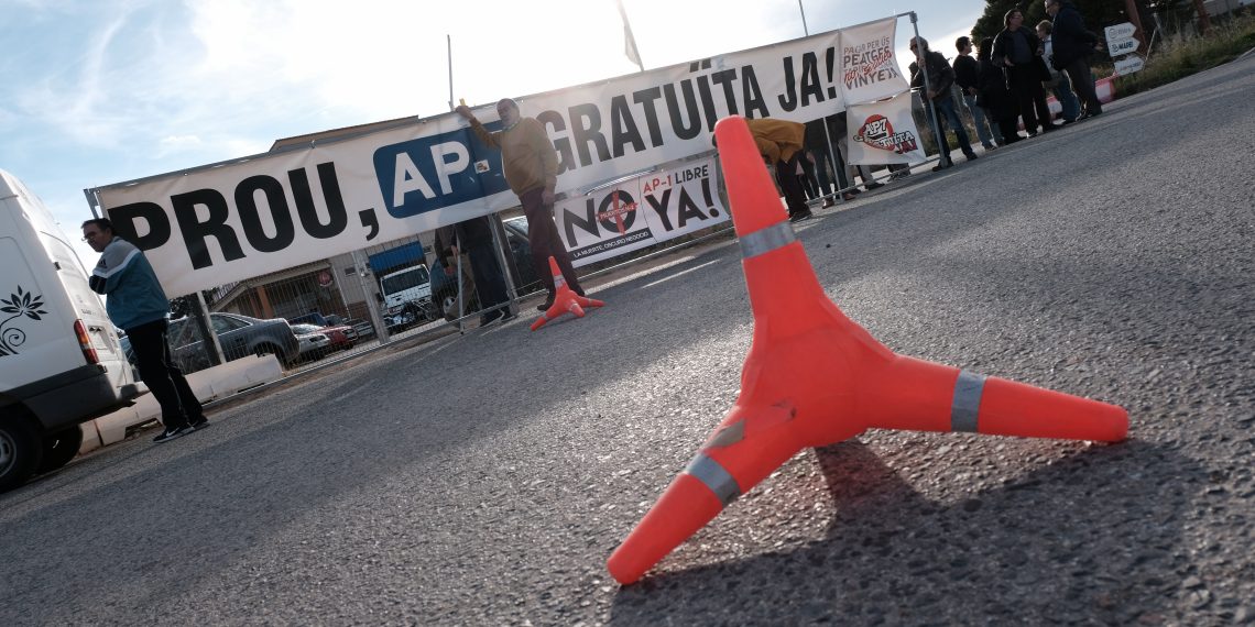 #Fotogaleria: Així va ser l’últim tall de l’N-340 per la gratuïtat de l’AP-7