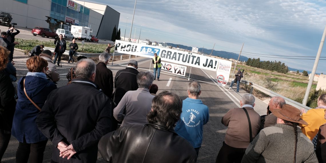 #Fotogaleria: Així va ser l’últim tall de l’N-340 per la gratuïtat de l’AP-7