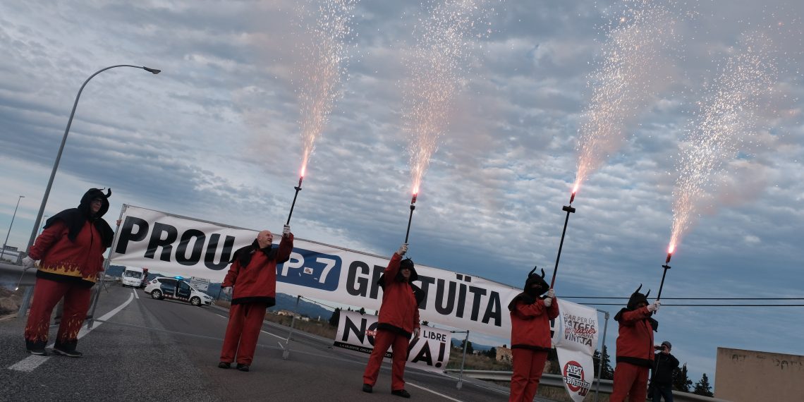 #Fotogaleria: Així va ser l’últim tall de l’N-340 per la gratuïtat de l’AP-7