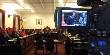 El ple de Tortosa aprova la moció de Movem per salvar els magatzems de l’estació