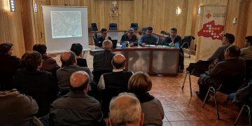 El Baix Ebre presenta el projecte de la Via Verda del Carrilet als veïns afectats pel traçat