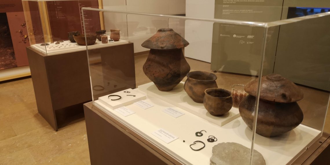 Últims dies per veure l’exposició ‘La fi és el principi’ al Museu de Tortosa