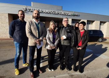 Consells comarcals i alcaldes de les Terres de l’Ebre clamen junts per uns trens dignes