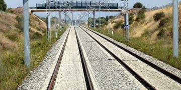 Tarragona també troba ‘insuficient’ la nova connexió ferroviària amb l’Ebre i València
