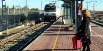 Les Terres de l’Ebre diuen adéu a l’Euromed i es queden amb els retards en els regionals