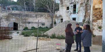 Movem denuncia l’aturada de les obres al balneari de Porcar i a la plaça de la Catedral