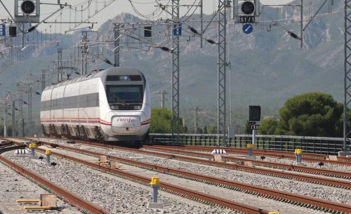 L’Avant permet viatjar a preus de regional entre Tortosa i Camp de Tarragona