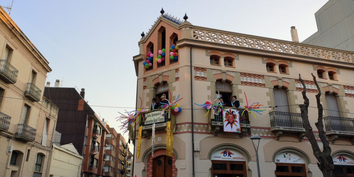 [#Fotogaleria] La disbauxa del Carnaval recorre els carrers de Ferreries