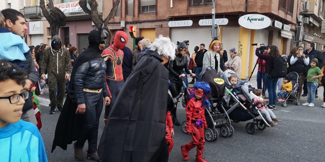 [#Fotogaleria] La disbauxa del Carnaval recorre els carrers de Ferreries