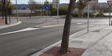Roquetes renova i millora els escocells de l’avinguda Port de Caro i carrer Major