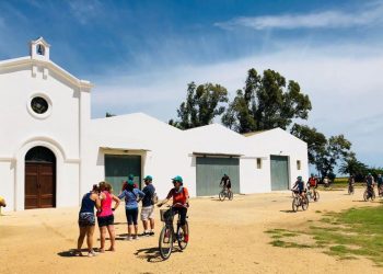 Sant Jaume d’Enveja reforça l’oferta turística amb l’ampliació de l’activitat Buda & Bike