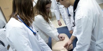 Gairebé 300 estudiants universitaris s’ofereixen a col·laborar als centres sanitaris de Tarragona i l’Ebre