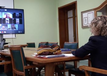 El govern de Tortosa debat amb entitats comercials i veïnals com impulsar la reactivació