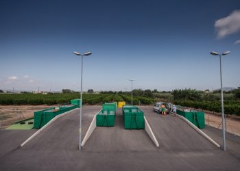 Tortosa reobre la deixalleria però manté aturats la mòbil i recollida de voluminosos