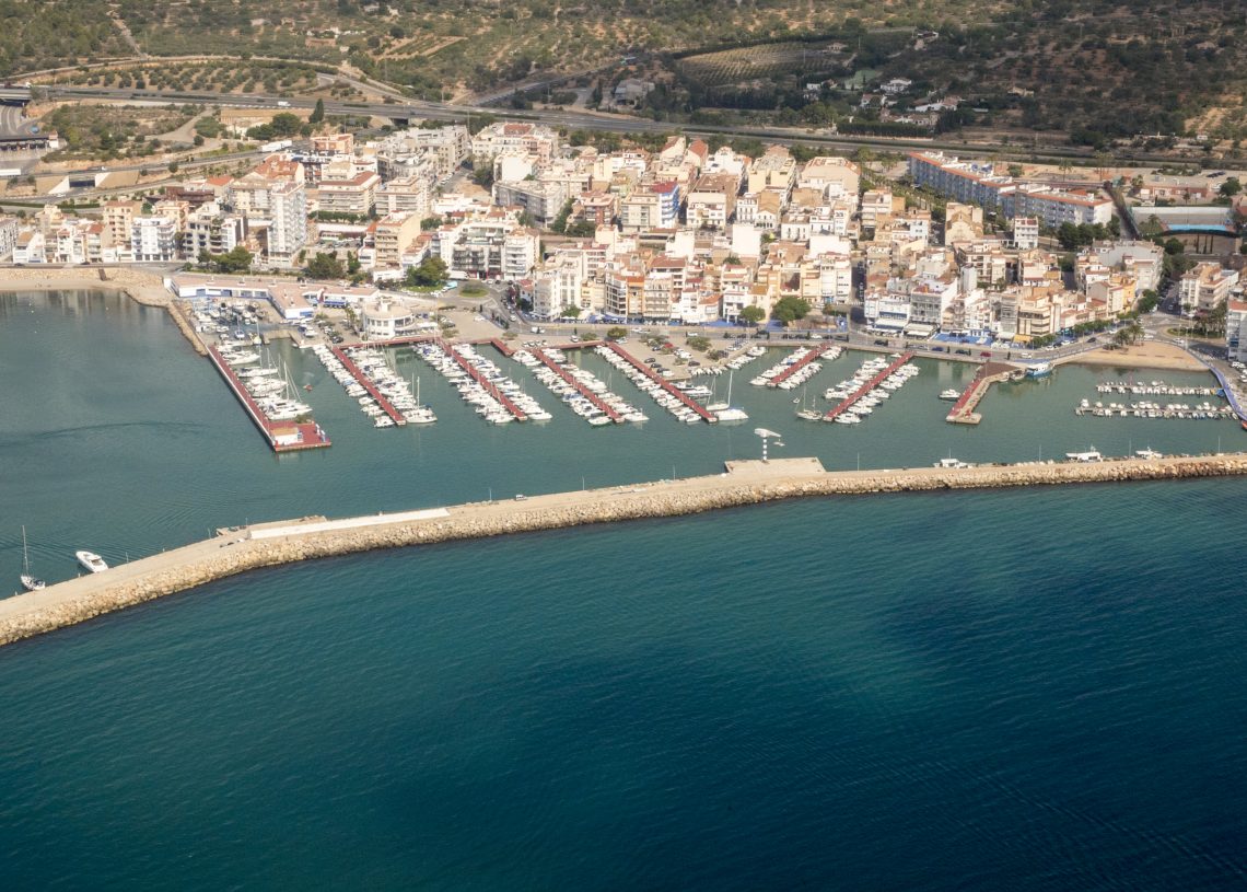 El Govern impulsa mesures econòmiques dirigides als usuaris, gestors i agents dels ports de la seva titularitat, per valor d’1,3 MEUR