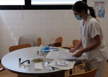 [#Fotogaleria] Així es fan les proves PCR als CAP de les Terres de l’Ebre