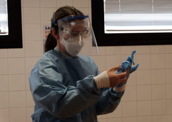 [#Fotogaleria] Així es fan les proves PCR als CAP de les Terres de l’Ebre