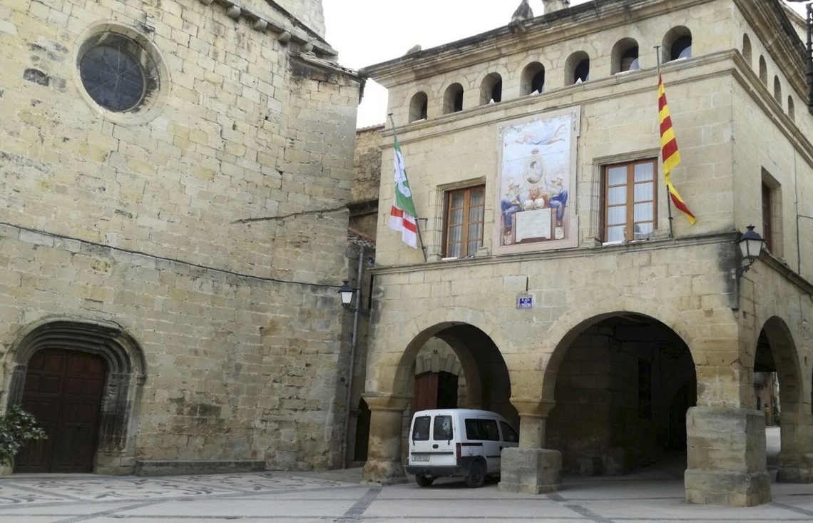 Estafen els ajuntaments d’Horta de Sant Joan i de Vandellòs amb correus falsos