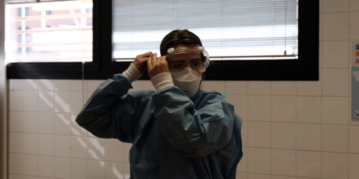 [#Fotogaleria] Així es fan les proves PCR als CAP de les Terres de l’Ebre