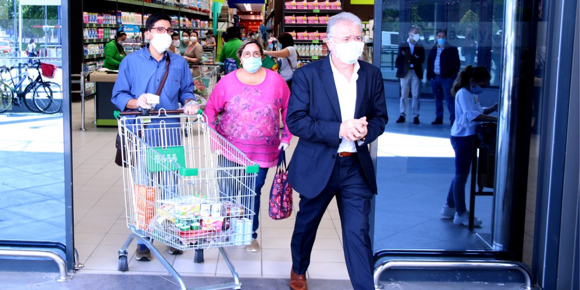 [#Fotogaleria] Family Cash obre a Amposta el seu primer hipermercat a Catalunya, tot i el coronavirus