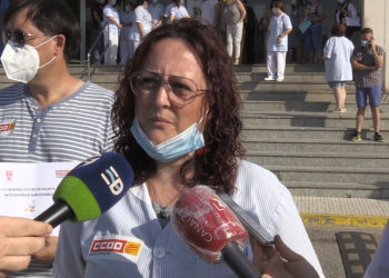 El personal de neteja es concentra a l’hospital de Tortosa per la paga extra