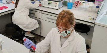 Un grup de recerca de la URV crea un test ràpid més fiable per detectar el coronavirus