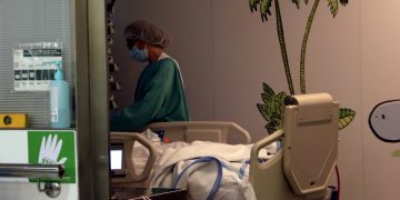 Una xiqueta d’un any d’Amposta supera el coronavirus,  tot i tenir una patologia pulmonar greu