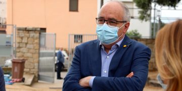 Bargalló diu que el curs començarà el 14 de setembre i amb grups de més de 15 alumnes