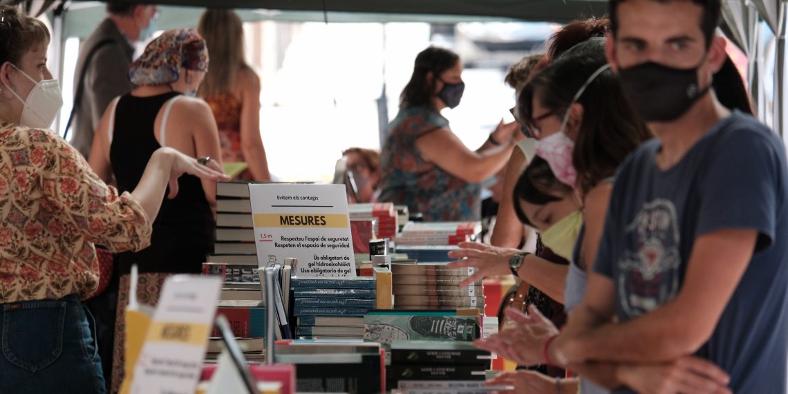 [#Fotogaleria] Un SantJordi d’estiu a Tortosa