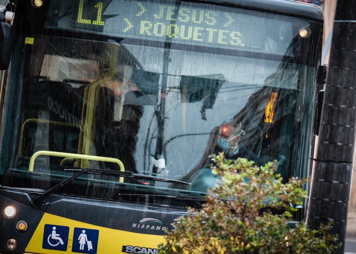 Movem denuncia que l’autobús de la línia Tortosa-Jesús-Roquetes ha deixat de funcionar en diumenge