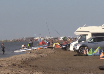 El Delta vol trencar amb la dinàmica de més visitants, més deixalles abandonades