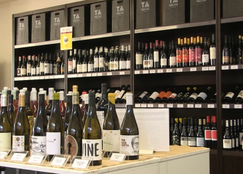 Els cellers de la DO Terra Alta preveuen exportar 175.000 litres de vi als Estats Units amb els actuals aranzels