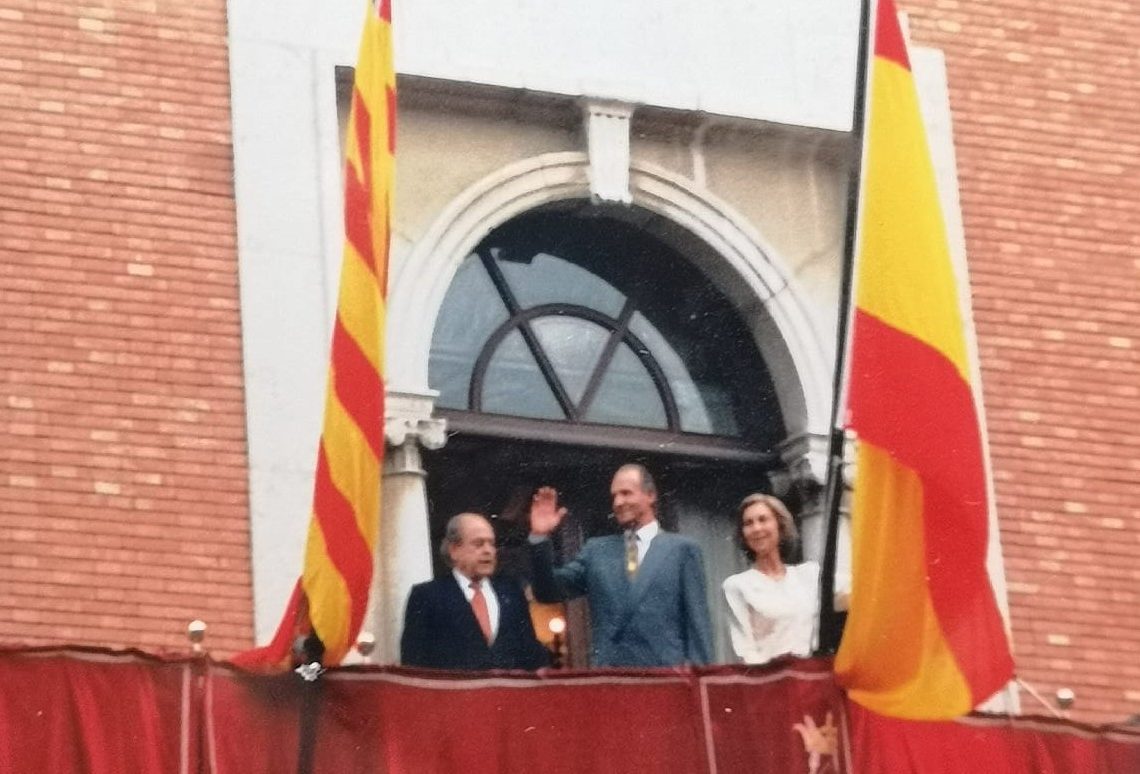 Tortosa revoca la medalla d’or al rei emèrit, amb l’abstenció del PSC i el no de Ciutadans