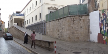 Primer positiu en una escola de Tortosa, que obliga a aïllar un curs de Remolins