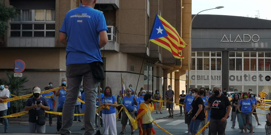 [#Fotogaleria] La concentració sobiranista de Tortosa per la Diada